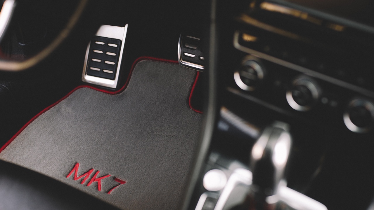 Carpet Car Mats vs. All Weather Mats Let's Discuss